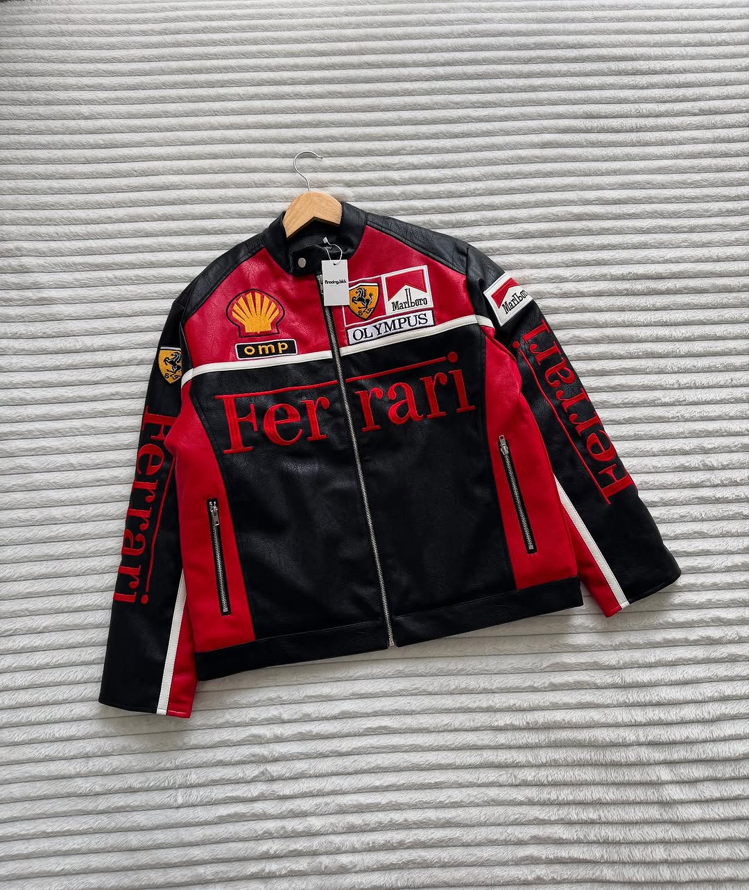 Vintage Ferrari Leather Jacket – Classic Motorsport Style