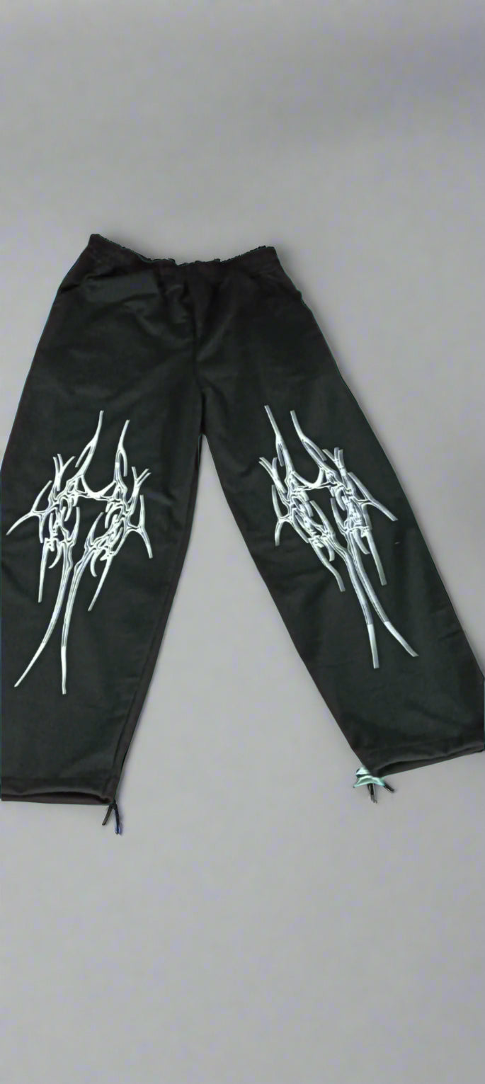 "All-Day Comfort Joggers with High-Impact Graphics for a Bold Fashion Statement"