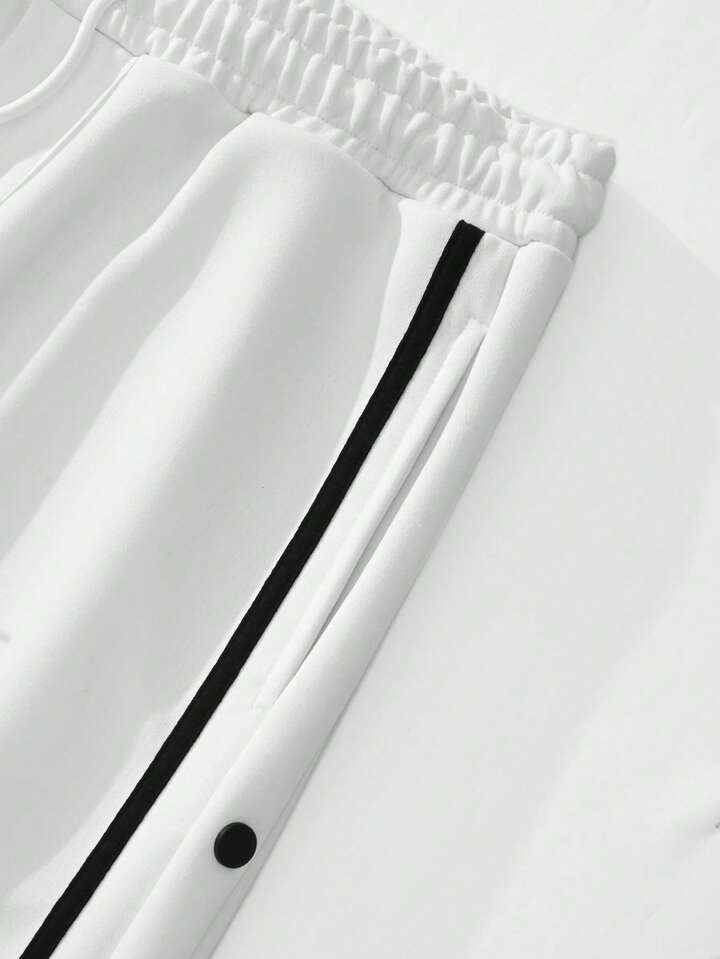 Men’s Snap Button Track Pants with Side Stripes – Retro Tearaway Style for Sports & Streetwear