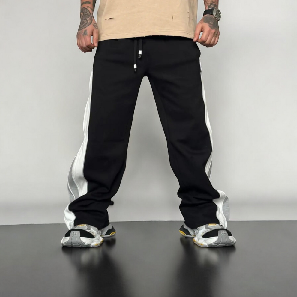 Three-Tone Layered Joggers for Men – Stylish Urban Sweatpants with Vertical Zip Detailing and Chunky Look