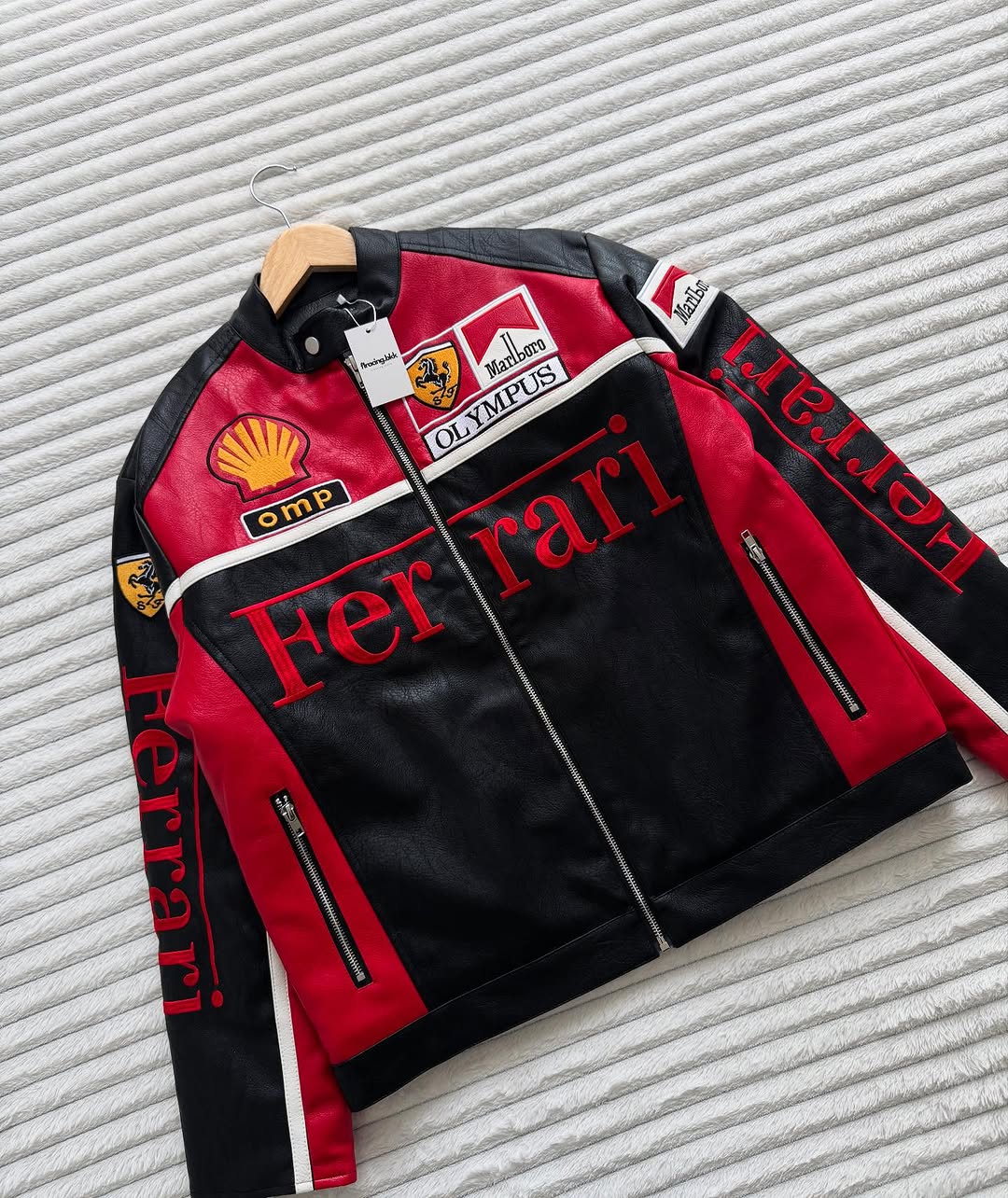Vintage Ferrari Leather Jacket – Classic Motorsport Style