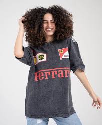 Ferrari Classic Logo Graphic T-Shirt