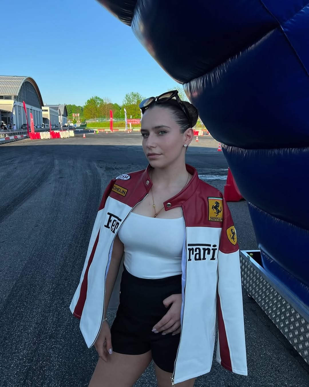 Ferrari F1 Vintage Racing Leather Jacket – Classic Motorsport Style