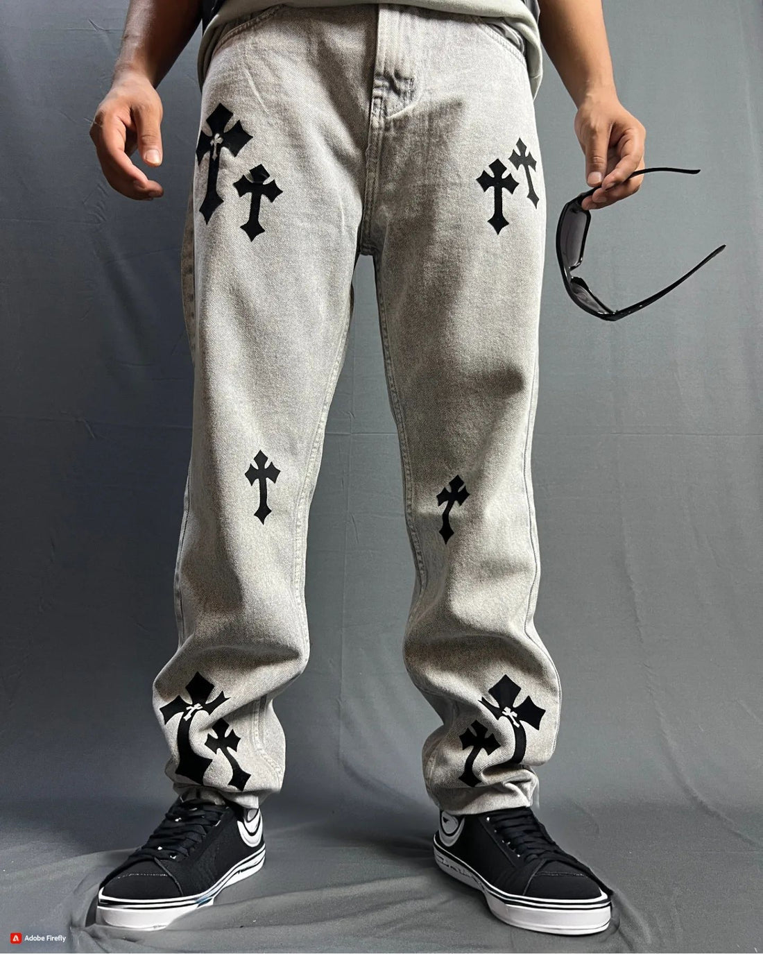 GRAPHIC PRINTED BAGGY JEANS